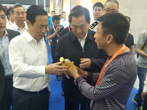 新利luck18,油茶莳植生产加工销售,植物油莳植生产加工销售