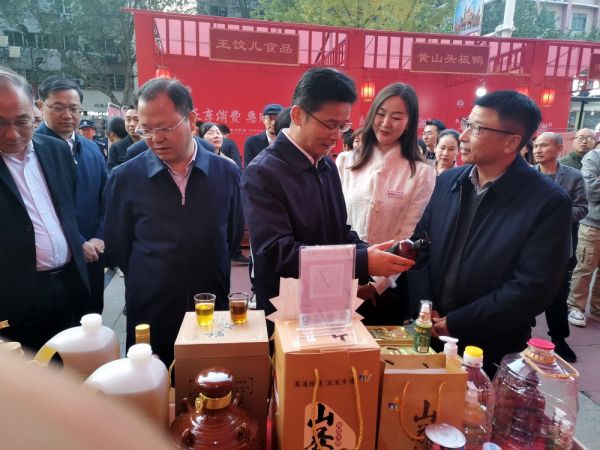 新利luck18,油茶莳植生产加工销售,植物油莳植生产加工销售